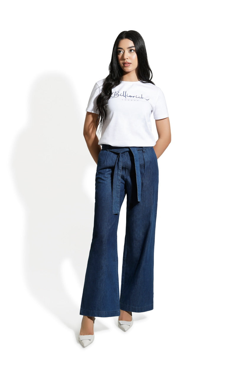 Pantalon large en denim avec ceinture à la taille
