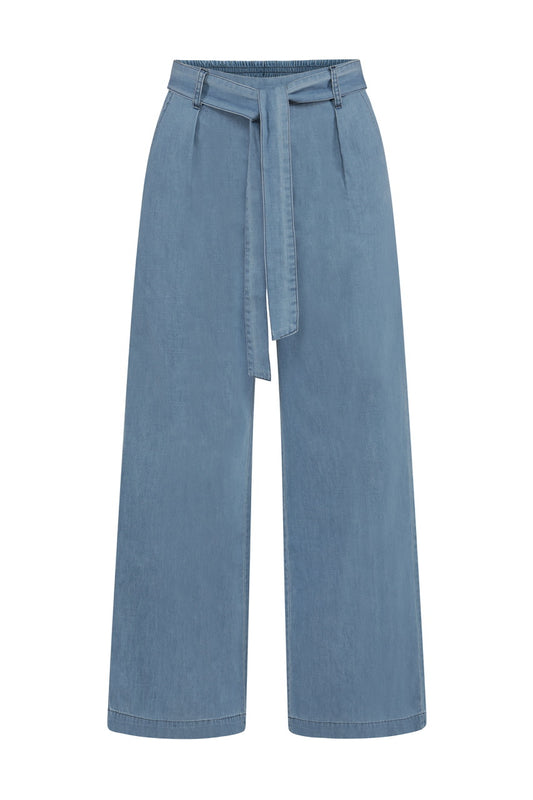 Pantalon large en denim avec ceinture à la taille