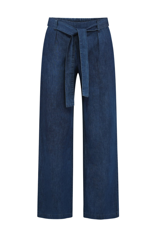 Pantalon large en denim avec ceinture à la taille